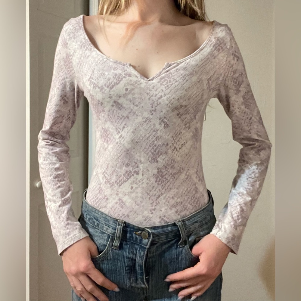 Light purple snakeskin long sleeve body suit. PINK brand.